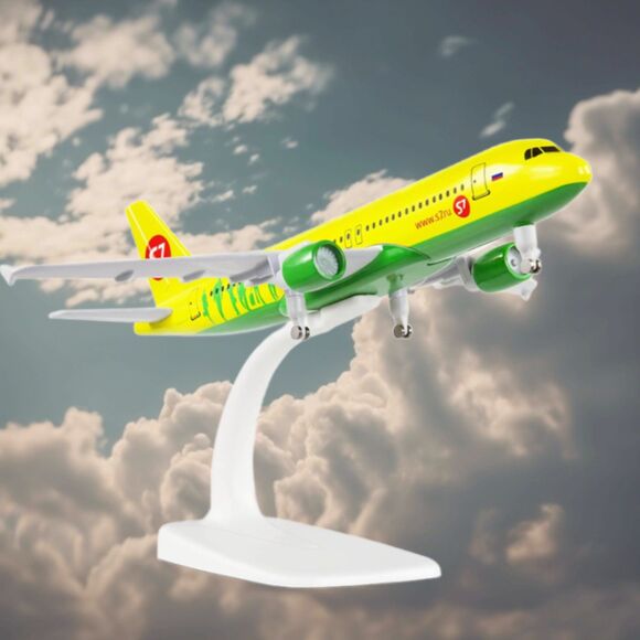 1:300 Scale Siberia Airbus 320 Airplane Models Alloy Diecast Airplane Model - Picture 9 of 10